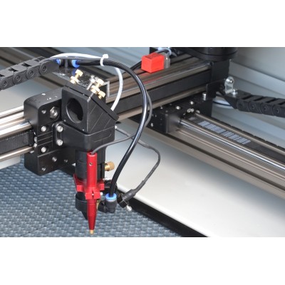 Gravor laser CORMAK LC1390Z, zonă de lucru 1300x900 mm 2