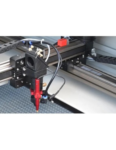 Plotter laser CO2 Cormak 130W pentru taiere precisa