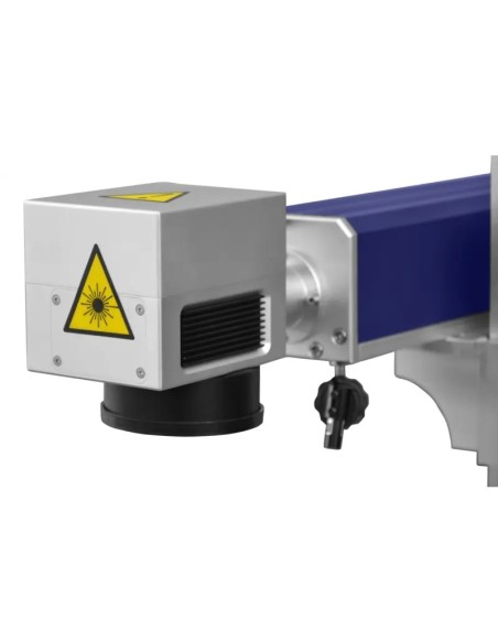 Marcator laser FIBER LF 20W, in actiune pe metal