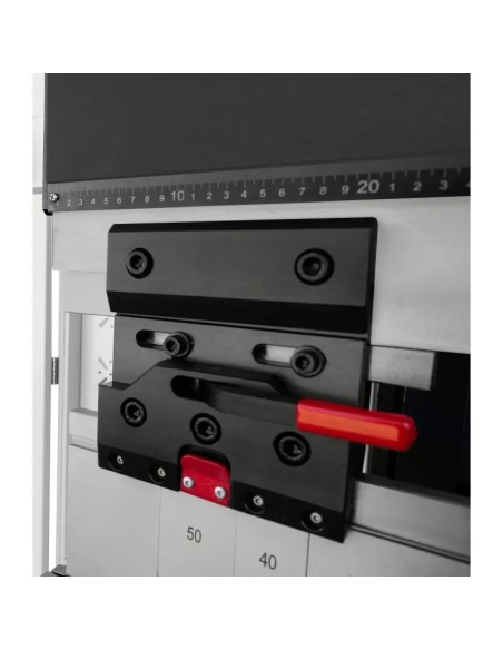 Presa Hidraulica CNC 4+1 Axe pentru Eficienta