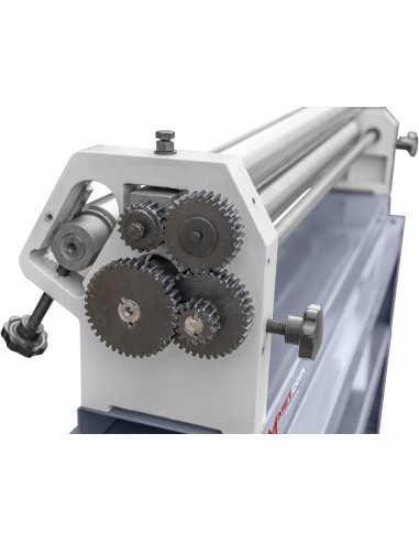 Masina roluit tabla W01-1.5x1300 - Precizie si Durabilitate