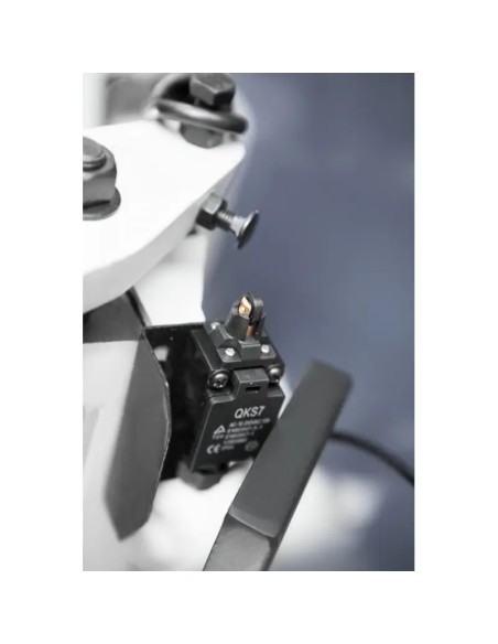 Fierastrau cu banda BS712R 400V versatil robust