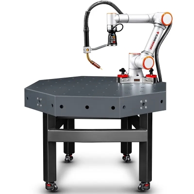 Cobot CORMAK R950 6 axe 5 kg raza 922 mm precizie ±0,02 mm 2