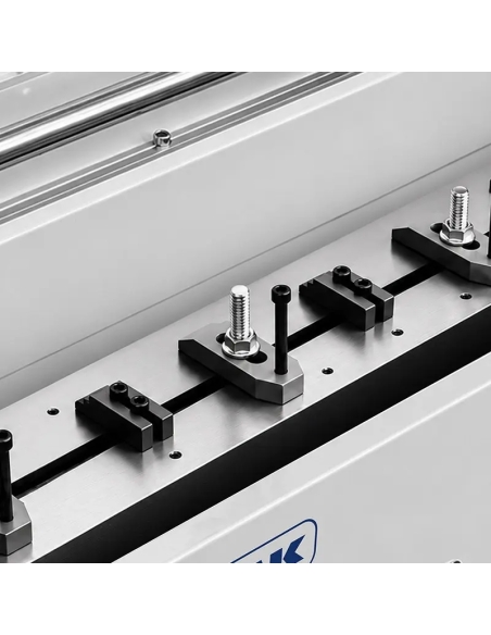 Masina ascutit cutite CORMAK TSC630 - precizie si racire lichid