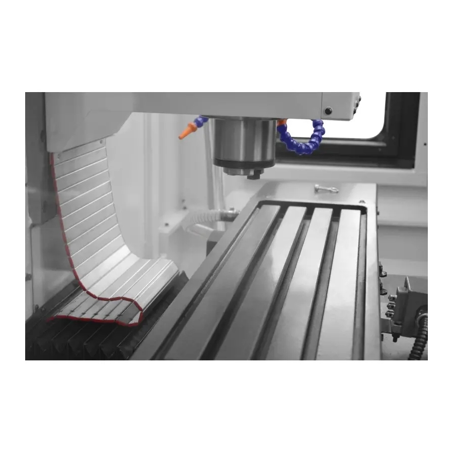 Centru CNC vertical CORMAK MILL 400 pentru frezare precisă