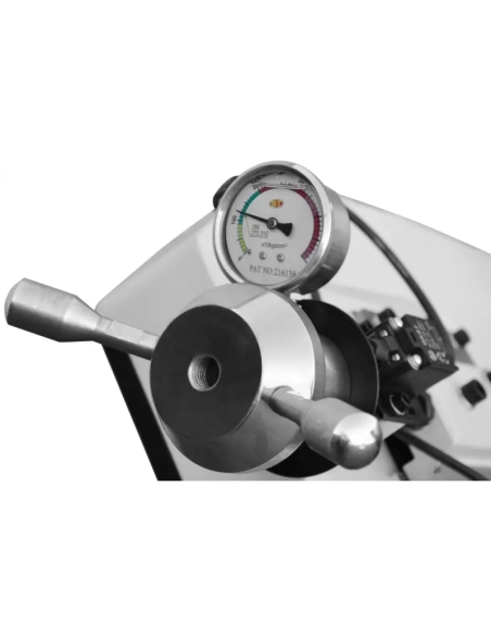 Fierăstrău cu bandă CORMAK G5025 pentru tăieri precise
