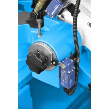 Fierăstrău automat cu bandă CORMAK S200RHA pentru metal