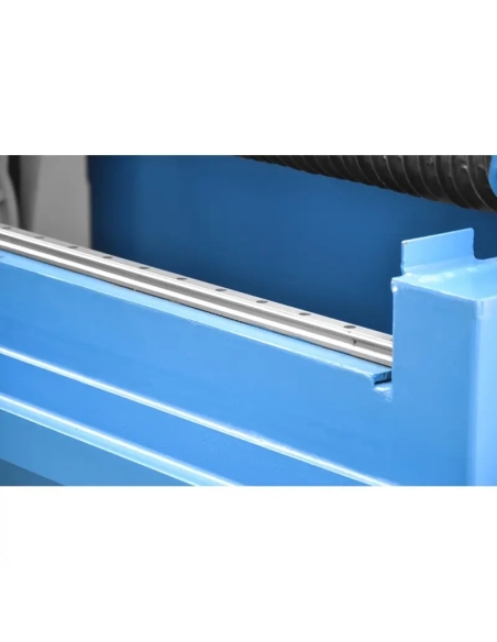 Fierăstrău vertical metal CORMAK pentru debitare precisă