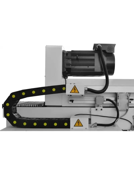Mașină de frezat unelte CORMAK XL8145 pentru precizie