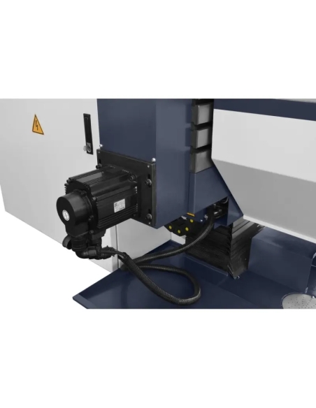 Mașină de frezat unelte CORMAK XL8145 pentru precizie