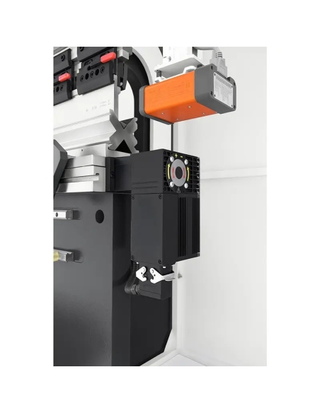 Presă abkant CNC CORMAK 300×4000 pentru îndoire precisă