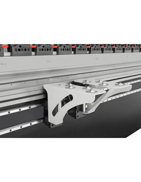 Presă abkant CNC CORMAK 200×3200 pentru îndoire precisă
