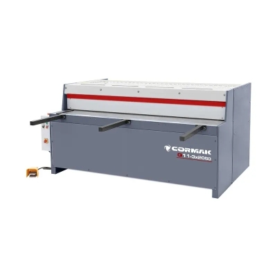Foarfecă ghilotină mecanică 3×2050 mm pentru tablă