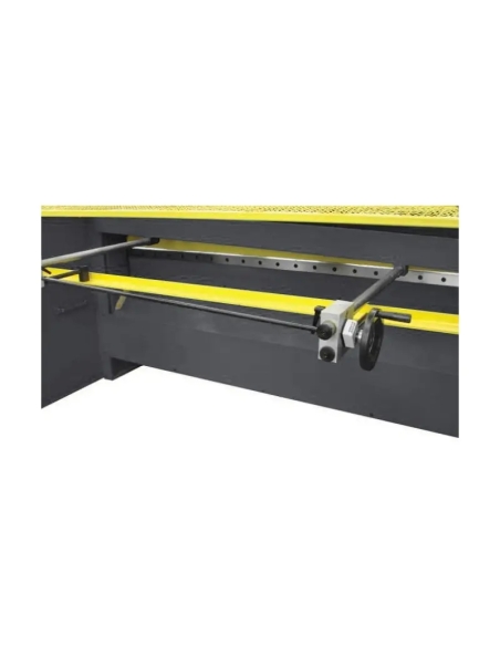 Foarfecă ghilotină mecanică 3×2050 mm pentru tablă