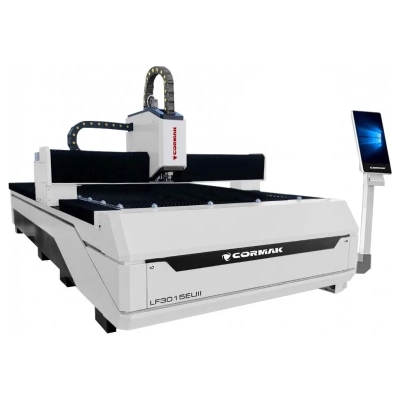Laser FIBER CORMAK LF3015EP4 pentru debitare precisă