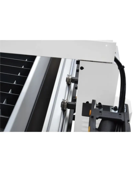Mașină de tăiat cu plasmă CNC PW-1530 cu masă cu apă