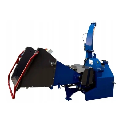 Tocător de ramuri CORMAK BX52R cu alimentare hidraulică 2