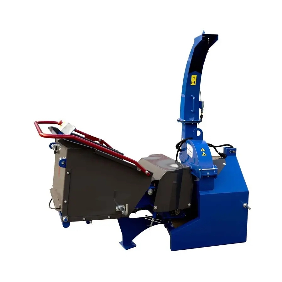 Tocător de ramuri CORMAK BX52R cu alimentare hidraulică