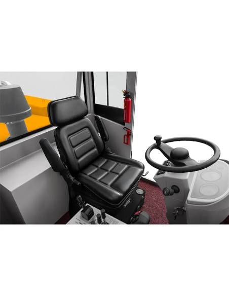 Motostivuitor diesel 16 t cu catarg TRIPLEX 6,5 m