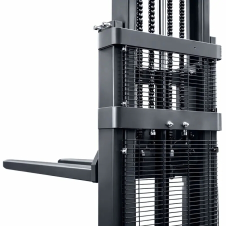 Stivuitor electric CORMAK Q15E25 pentru paleți