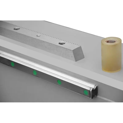 Mașină CNC de frezat CORMAK C1212 BSP, precisă 2