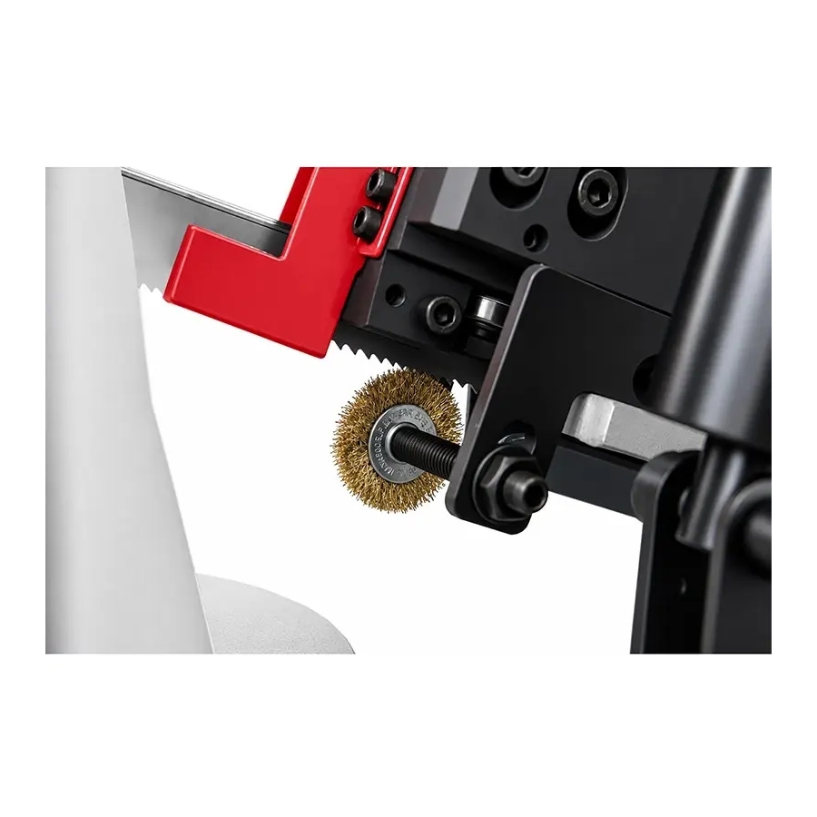 Fierăstrău cu bandă CORMAK HBS320 pentru tăieri precise