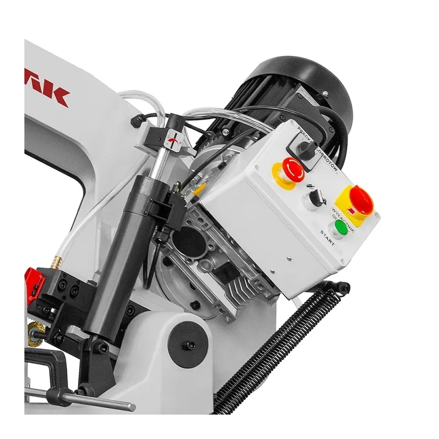 Fierăstrău cu bandă CORMAK HBS320 pentru tăieri precise