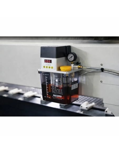 Mașină CNC CORMAK IND 2131 pentru frezare industrială