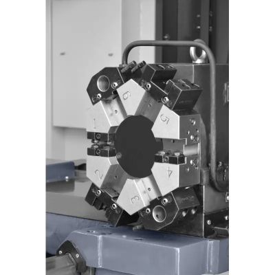 Strung CNC CORMAK CK.302 pentru prelucrare precisă 2