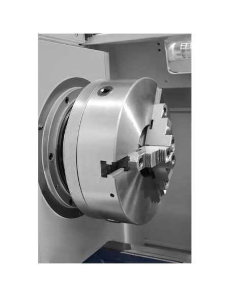 Strung CNC 620×1500 CORMAK pentru prelucrare precisă