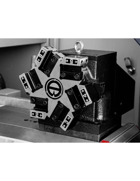 Strung CNC CORMAK 320×750 pentru prelucrare precisă