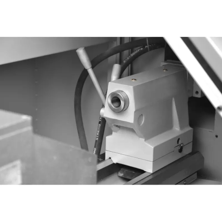 Strung CNC CORMAK 320x1000 pentru prelucrare precisă