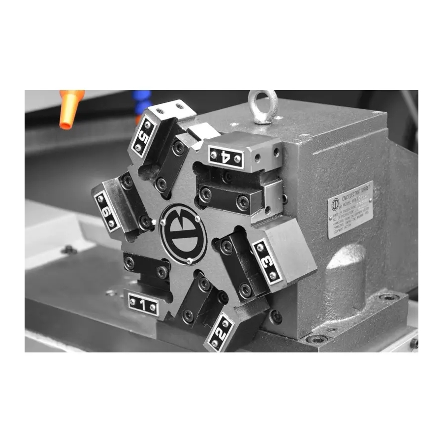 Strung CNC CORMAK 320x1000 pentru prelucrare precisă