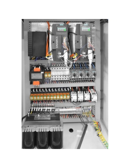 Strung CNC 360×750 cu control Siemens Sinumerik