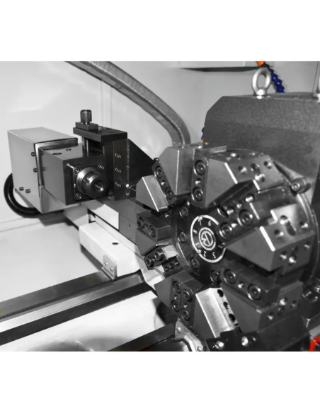 Strung CNC CORMAK 400×1000 LT1 cu scule antrenate