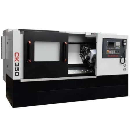 Strung CNC CORMAK 350×750 cu batiu înclinat și comandă Siemens