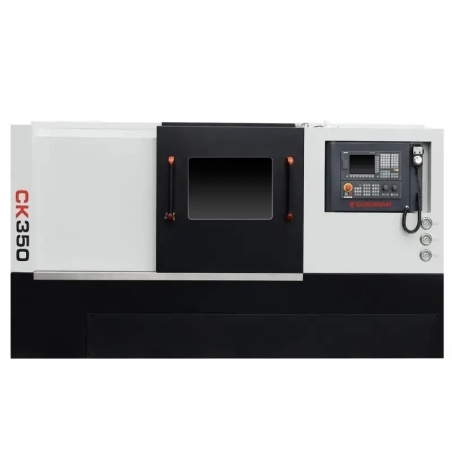 Strung CNC CORMAK 350×750 cu batiu înclinat și comandă Siemens