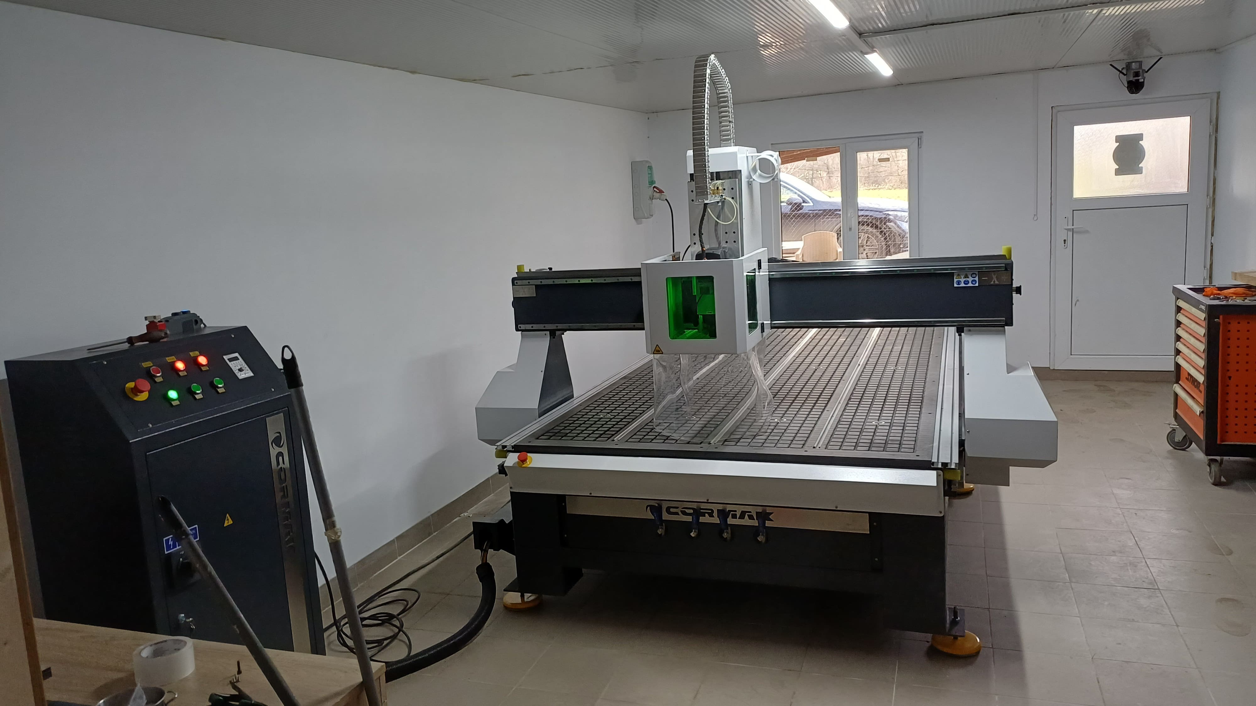 Punerea in funcțiune a routerului CNC CORMAK C1530 Premium la Glisterra SRL, Bistrița